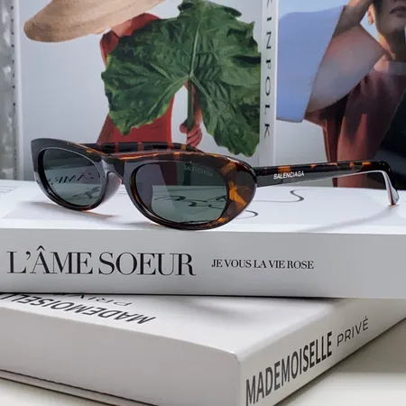 スーパーコピー バレンシアガ サングラス