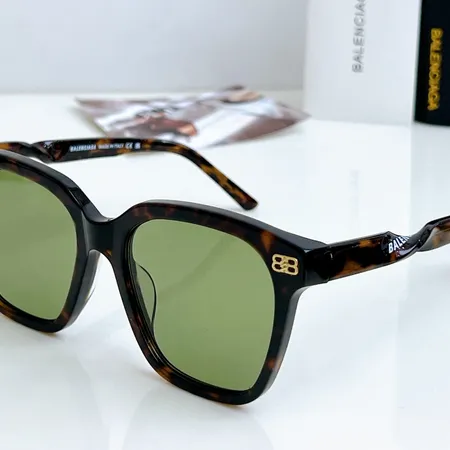 スーパーコピー バレンシアガ サングラス