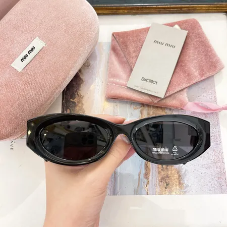 スーパーコピー ミュウミュウ サングラス