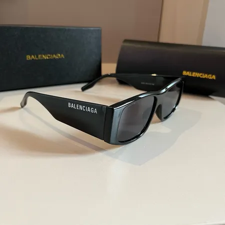 スーパーコピー バレンシアガ サングラス