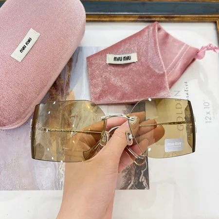 スーパーコピー ミュウミュウ サングラス