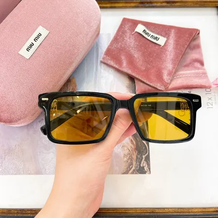 スーパーコピー ミュウミュウ サングラス