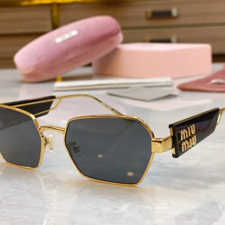 スーパーコピー ミュウミュウ サングラス