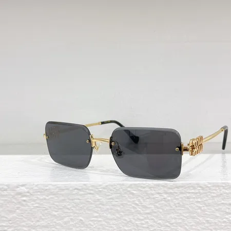 スーパーコピー ミュウミュウ サングラス