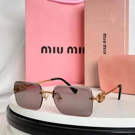 スーパーコピー ミュウミュウ サングラス