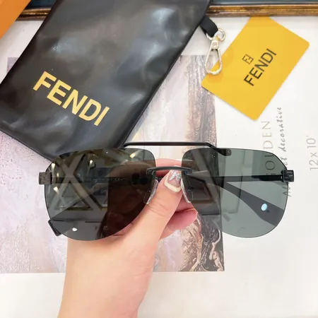 スーパーコピー フェンディ サングラス
