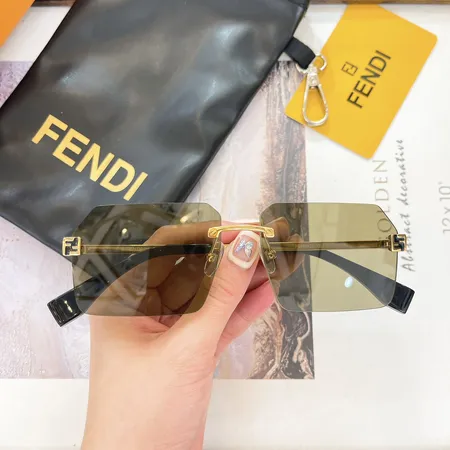 スーパーコピー フェンディ サングラス