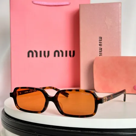 スーパーコピー ミュウミュウ サングラス