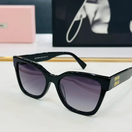 スーパーコピー ミュウミュウ サングラス