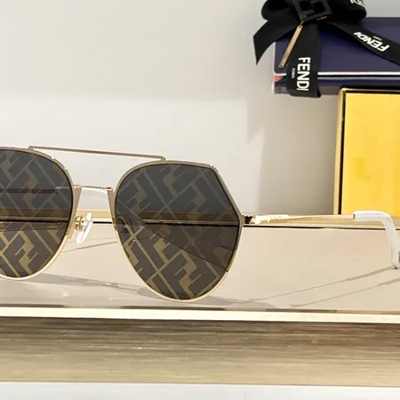 スーパーコピー フェンディ サングラス