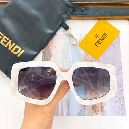 スーパーコピー フェンディ サングラス