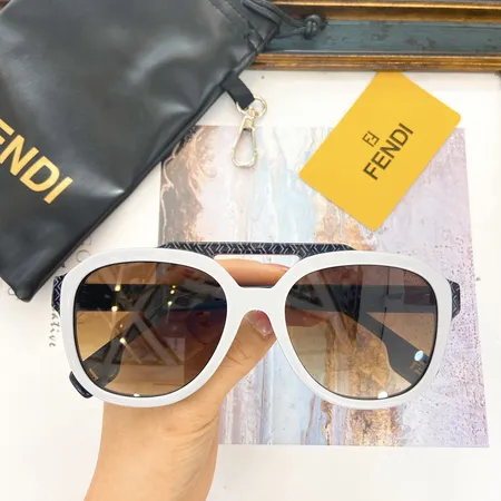 スーパーコピー フェンディ サングラス