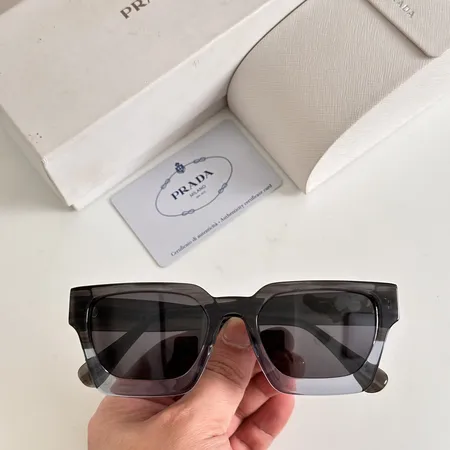 スーパーコピー プラダ サングラス