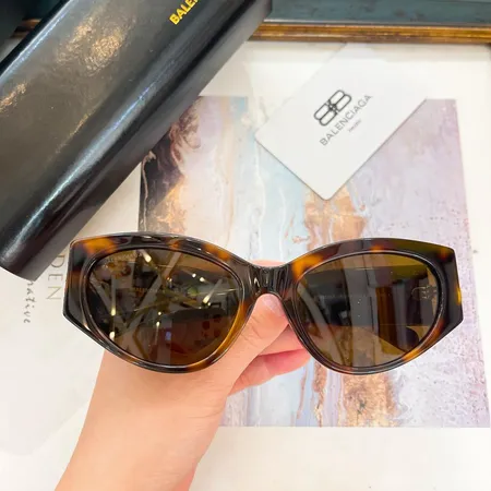 スーパーコピー バレンシアガ サングラス