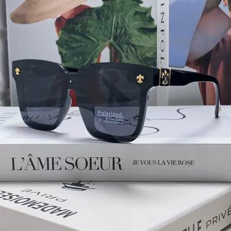 スーパーコピー フェンディ サングラス