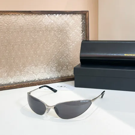 スーパーコピー バレンシアガ サングラス