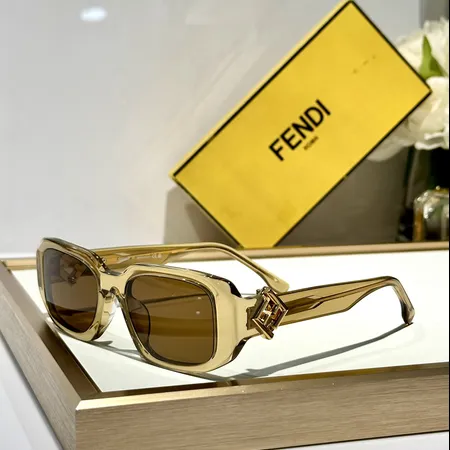 スーパーコピー フェンディ サングラス