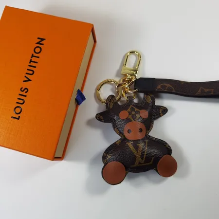  スーパーコピー ミュウミュウ キーホルダー