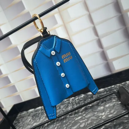 スーパーコピー ミュウミュウ キーホルダー