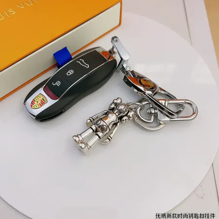  スーパーコピー ミュウミュウ キーホルダー