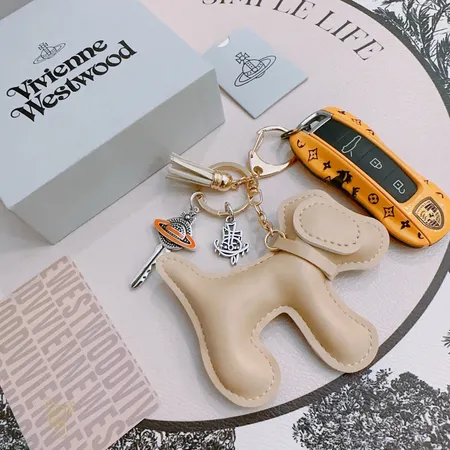 スーパーコピー ヴィヴィアン・ウエストウッド キーホルダー