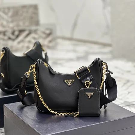 スーパーコピー プラダ キーホルダー