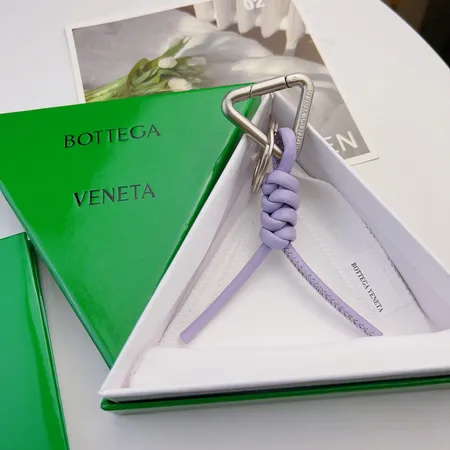 スーパーコピー ボッテガ ヴェネタ キーホルダー