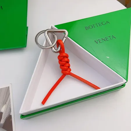 スーパーコピー ボッテガ ヴェネタ キーホルダー
