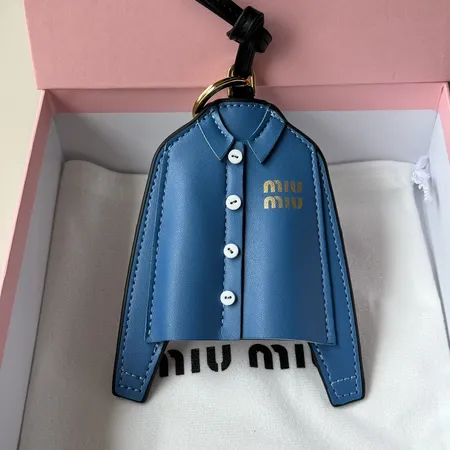 スーパーコピー ミュウミュウ キーホルダー