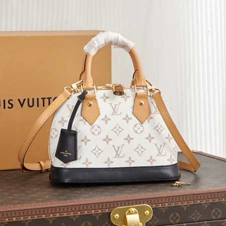 スーパーコピー ルイヴィトン キーホルダー