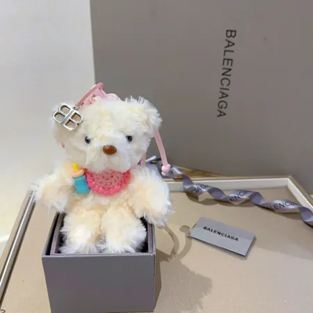 スーパーコピー バレンシアガ キーホルダー