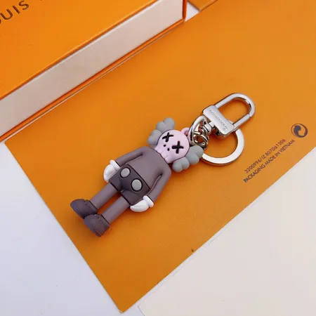  スーパーコピー ミュウミュウ キーホルダー