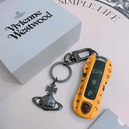 スーパーコピー ヴィヴィアン・ウエストウッド キーホルダー