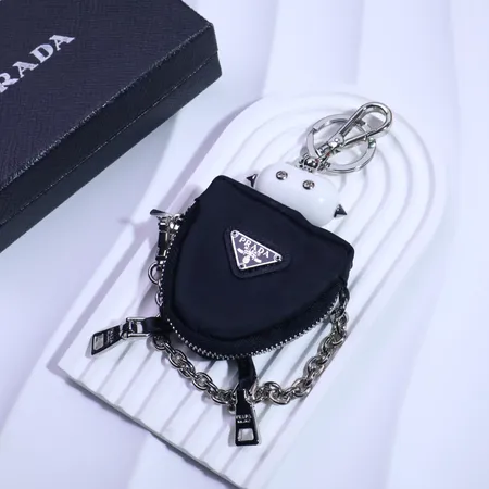 スーパーコピー プラダ キーホルダー