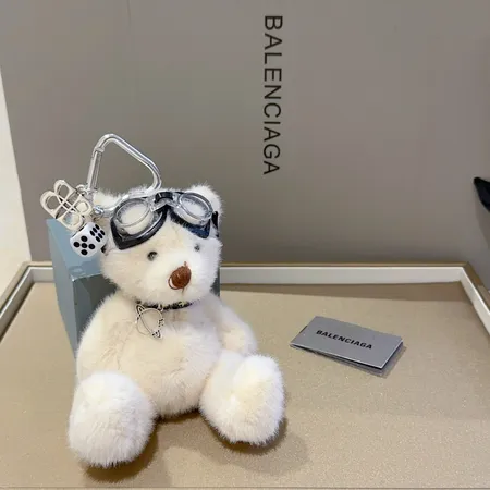 スーパーコピー バレンシアガ キーホルダー