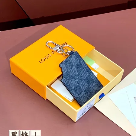 スーパーコピー ルイヴィトン キーホルダー