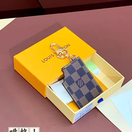 スーパーコピー ルイヴィトン キーホルダー