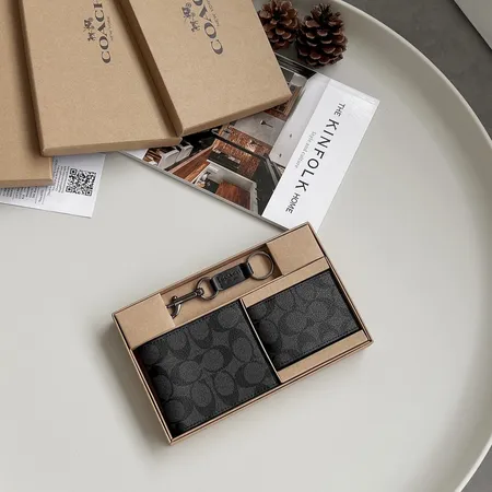  スーパーコピー ヴェルサーチ キーホルダー