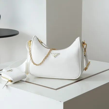 スーパーコピー プラダ キーホルダー