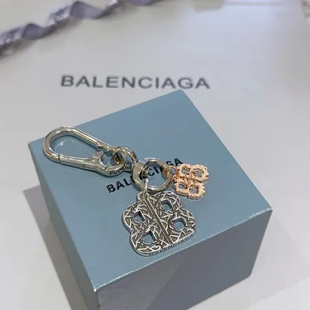 スーパーコピー バレンシアガ キーホルダー