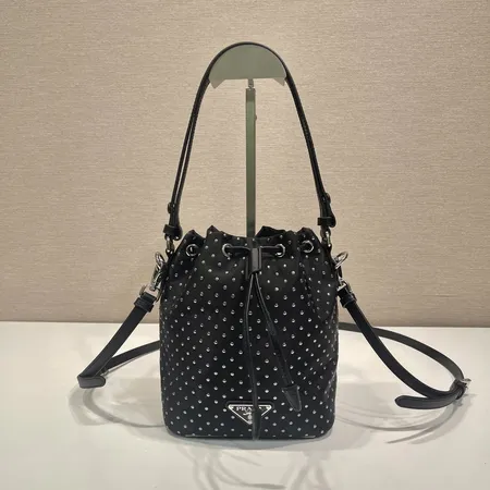 スーパーコピー バレンシアガ キーホルダー