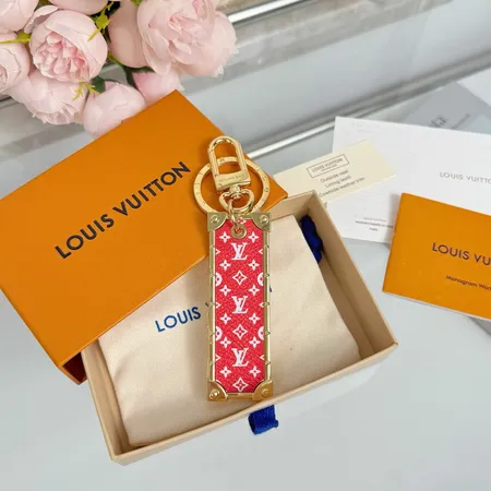 スーパーコピー ルイヴィトン キーホルダー