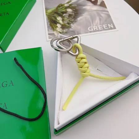 スーパーコピー ボッテガ ヴェネタ キーホルダー