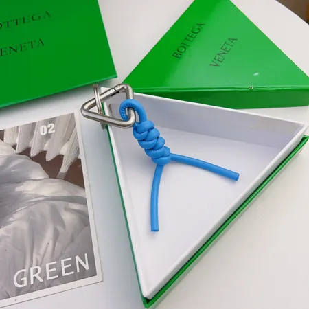 スーパーコピー ボッテガ ヴェネタ キーホルダー
