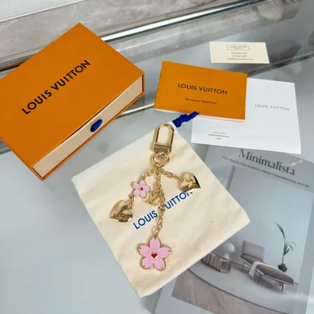 スーパーコピー ルイヴィトン キーホルダー