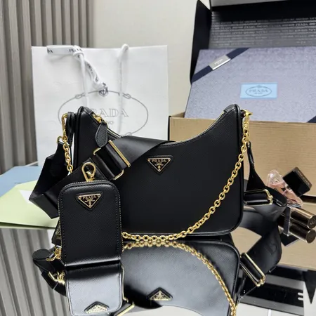 スーパーコピー プラダ キーホルダー