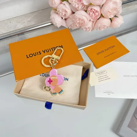 スーパーコピー ルイヴィトン キーホルダー