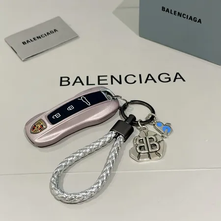 スーパーコピー バレンシアガ キーホルダー