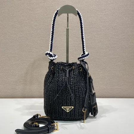 スーパーコピー プラダ キーホルダー