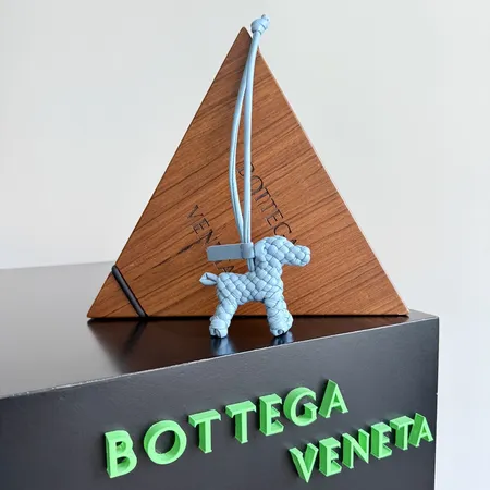 スーパーコピー ボッテガ ヴェネタ キーホルダー